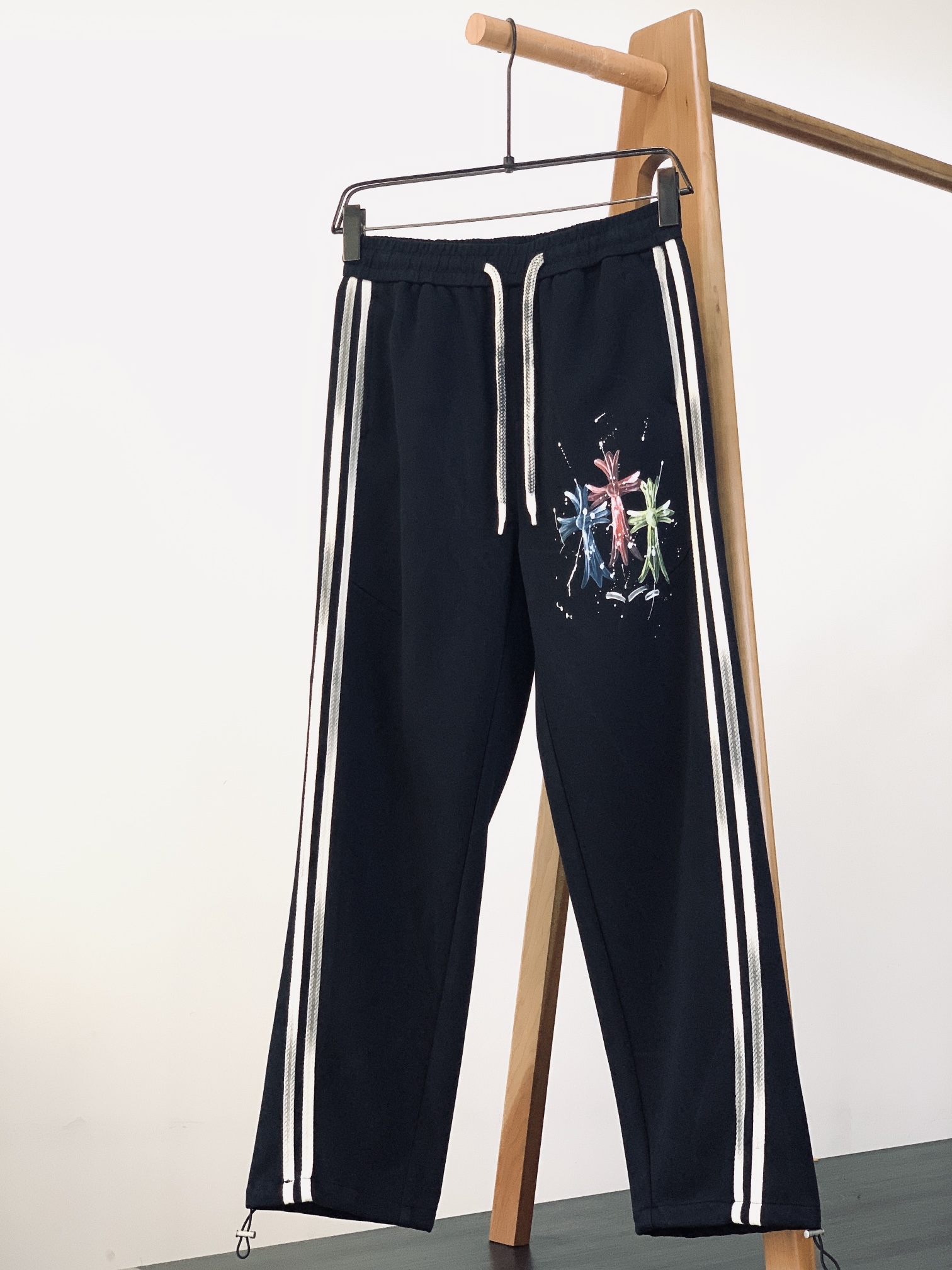 Chrome Hearts 克罗心 2025FW早秋新品时尚高街休闲裤，一款只需要一眼就能爱上的超高颜值