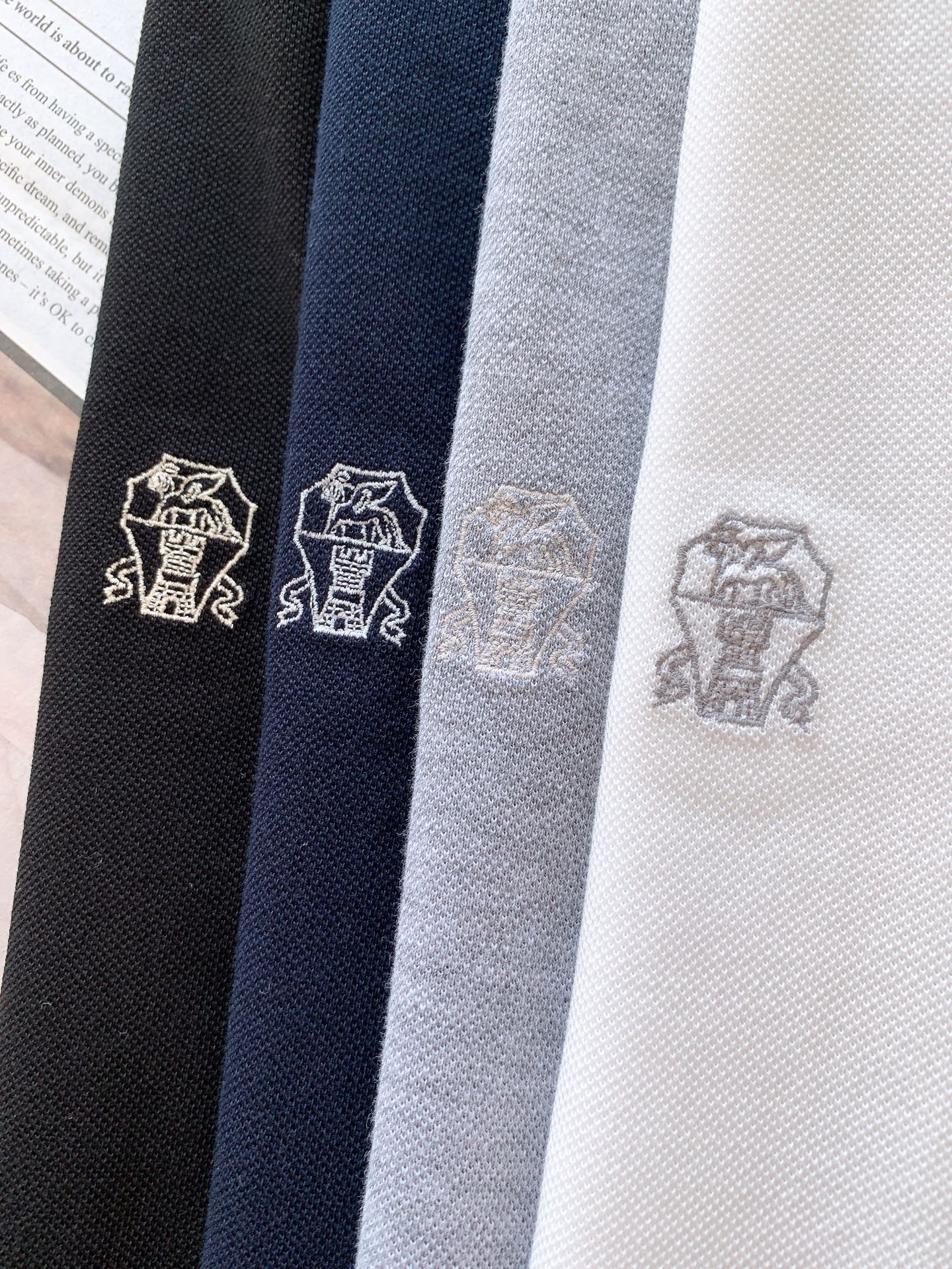 Brunello Cucinelli 布鲁奈罗.库奇内利 2025SS春夏新品 BC极简精粹高级翻领T恤
