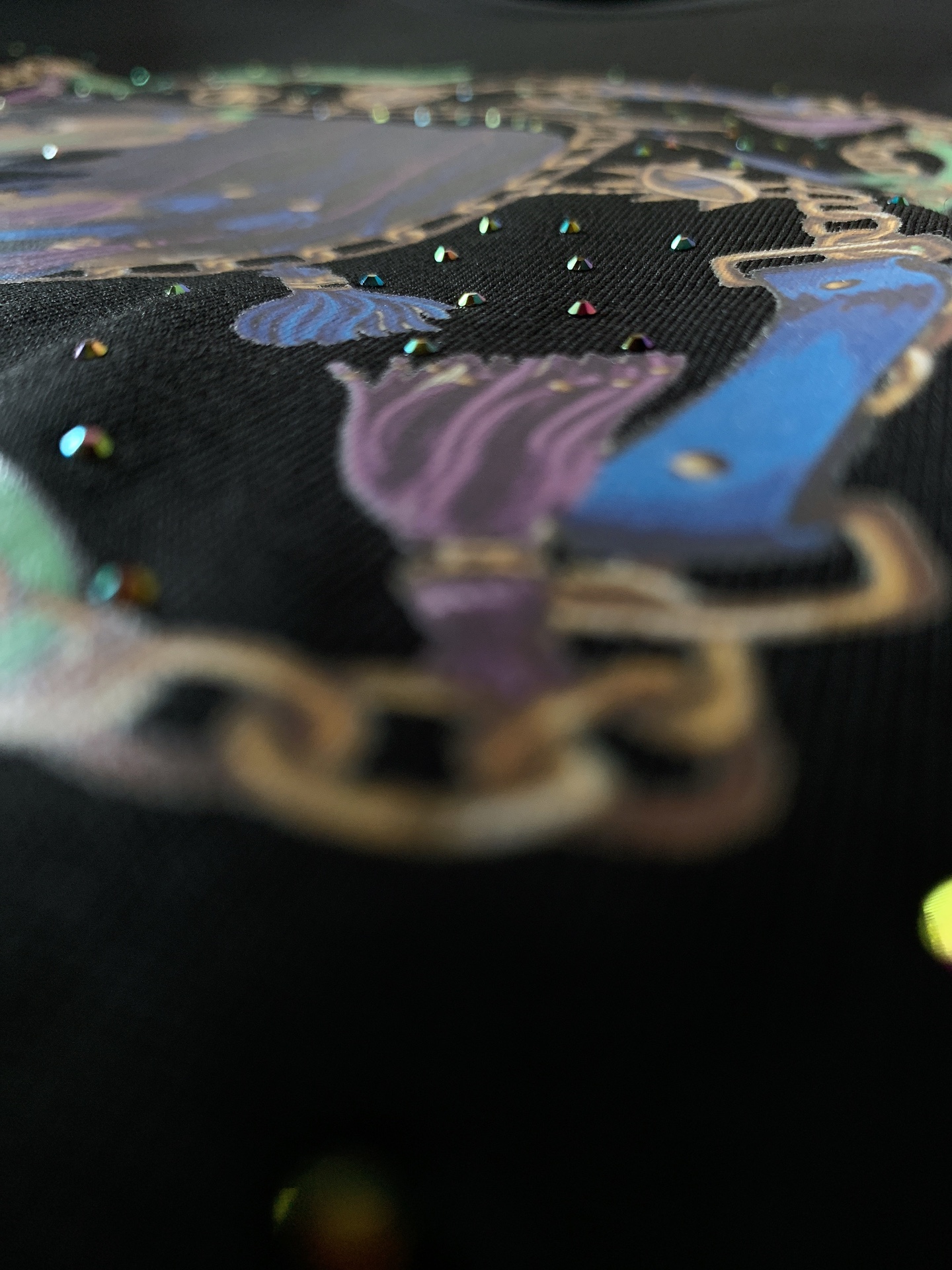 Hermès 爱马仕 2025SS春夏新品 男士高级休闲短TEE，标志性设计衔元素，亮眼时髦，品质感档次