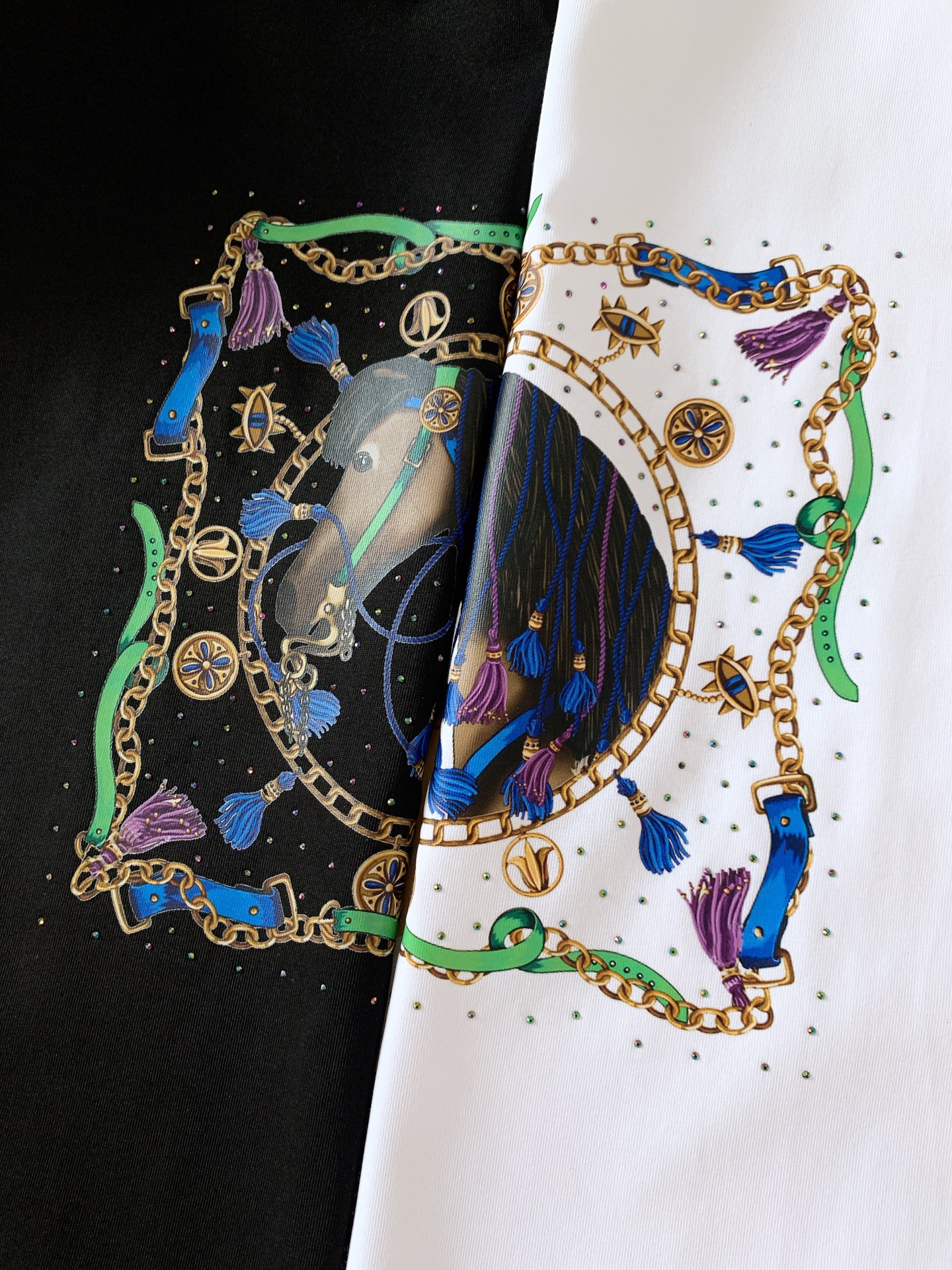 Hermès 爱马仕 2025SS春夏新品 男士高级休闲短TEE，标志性设计衔元素，亮眼时髦，品质感档次