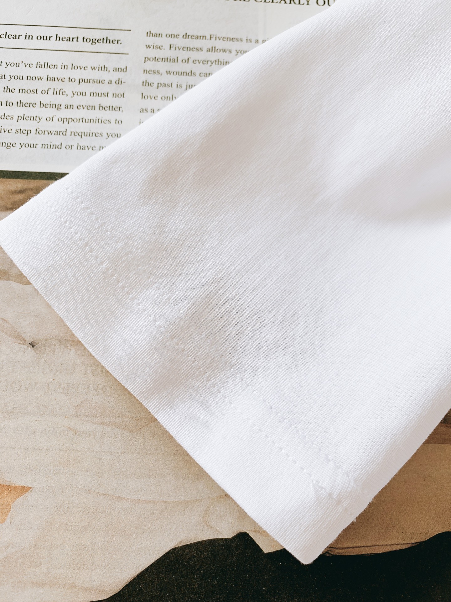 DESCENTE 迪桑特 2025FW秋冬新品 休闲长袖打底衫，立体感logo廓形长袖打底T恤，甄选优质