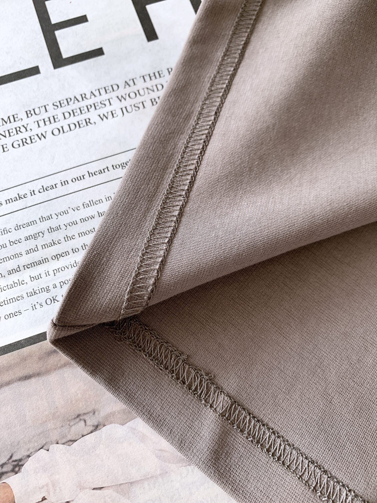 ARCTERYX 始祖鸟 2025FW秋冬新品 休闲长袖打底衫，立体感logo廓形长袖打底T恤，甄选优质