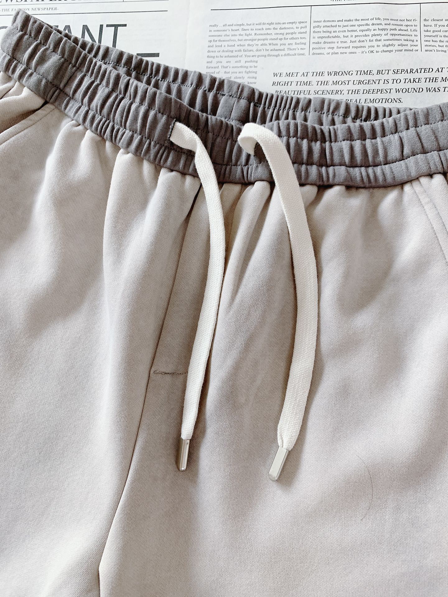 Prada 普拉达 2025FW早秋新品复古工装休闲裤，双层针织，定制的面料，客供五金辅料～四季中不可缺