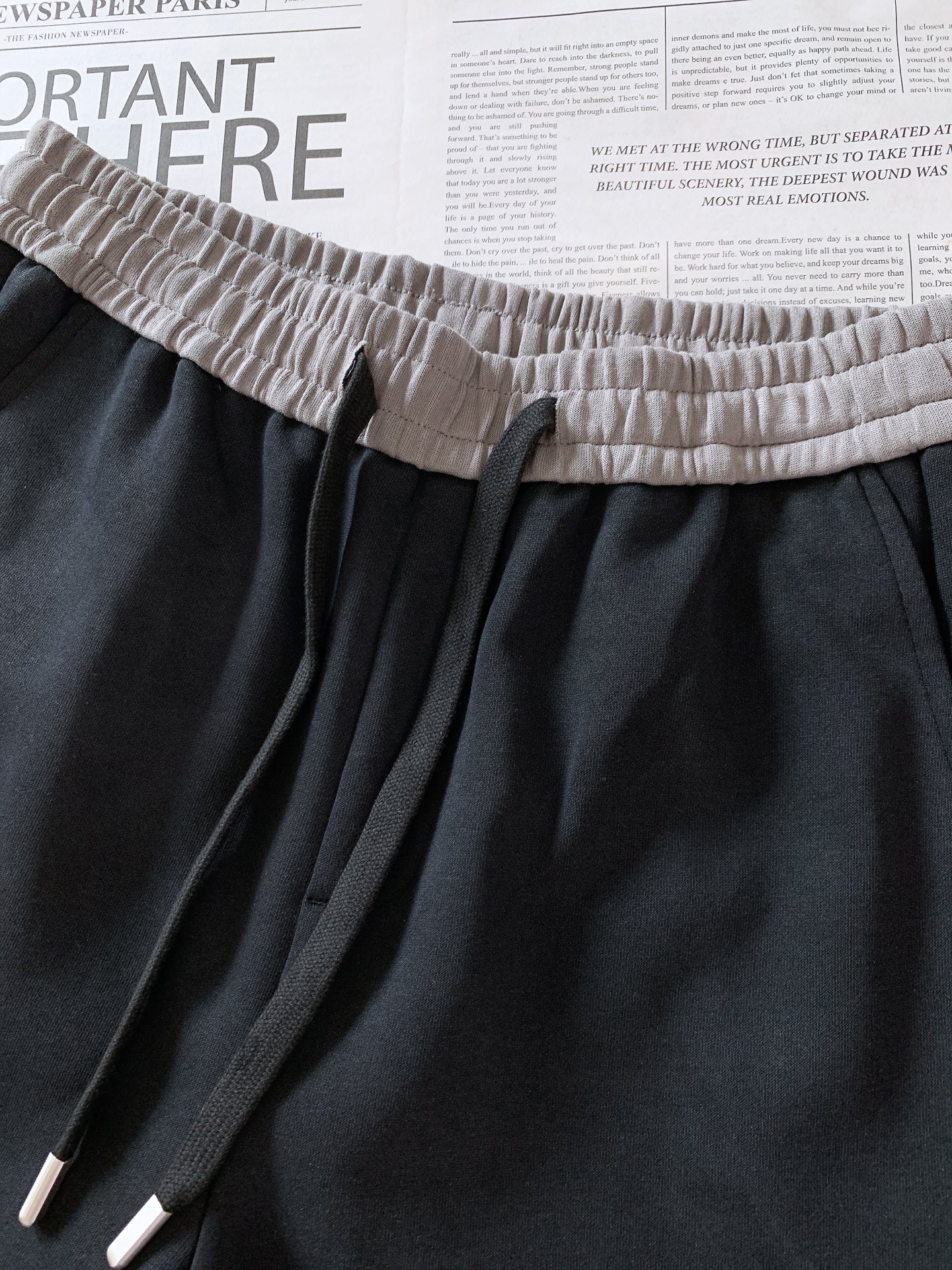 Prada 普拉达 2025FW早秋新品复古工装休闲裤，双层针织，定制的面料，客供五金辅料～四季中不可缺