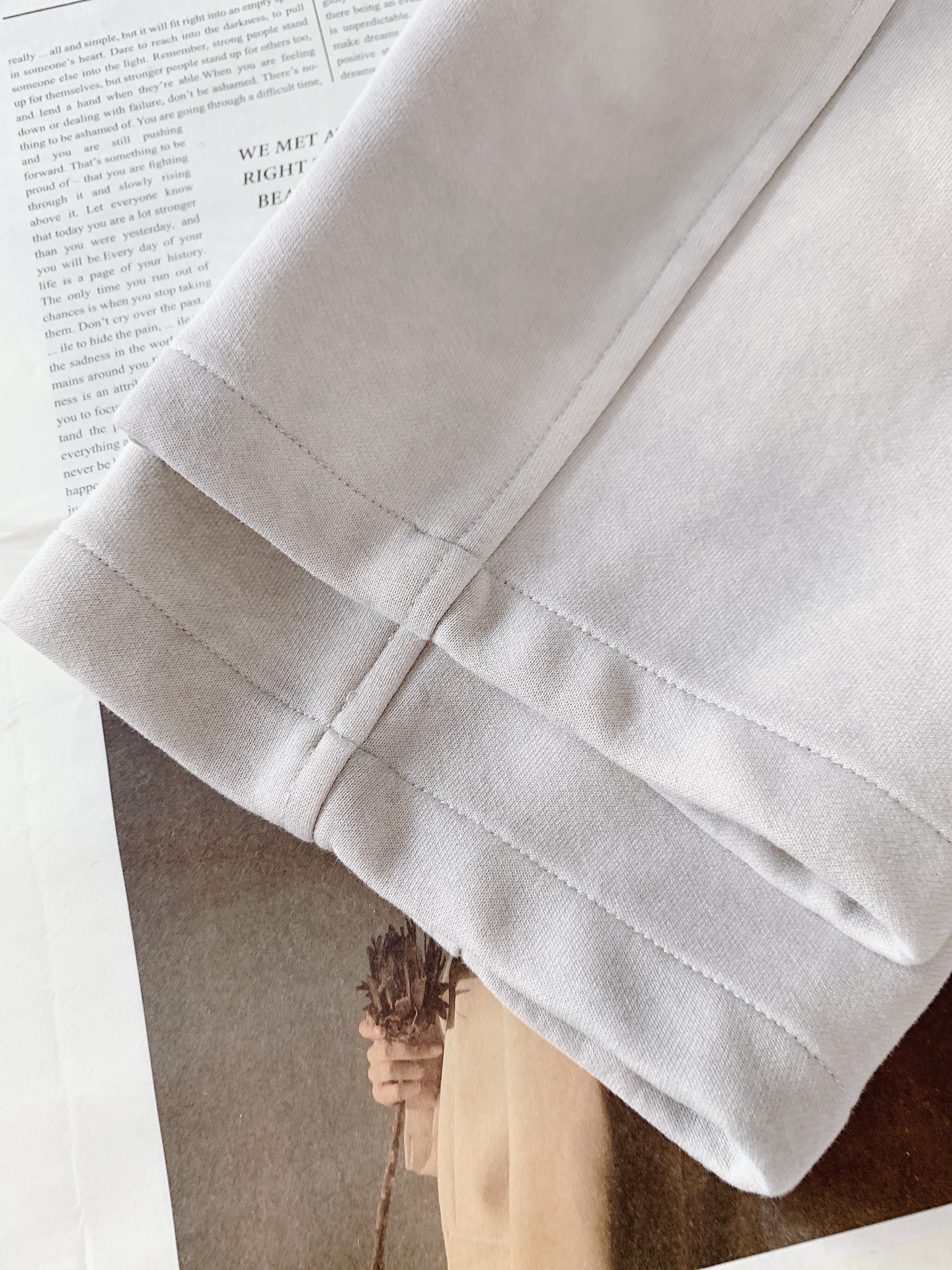 Prada 普拉达 2025FW早秋新品复古工装休闲裤，双层针织，定制的面料，客供五金辅料～四季中不可缺