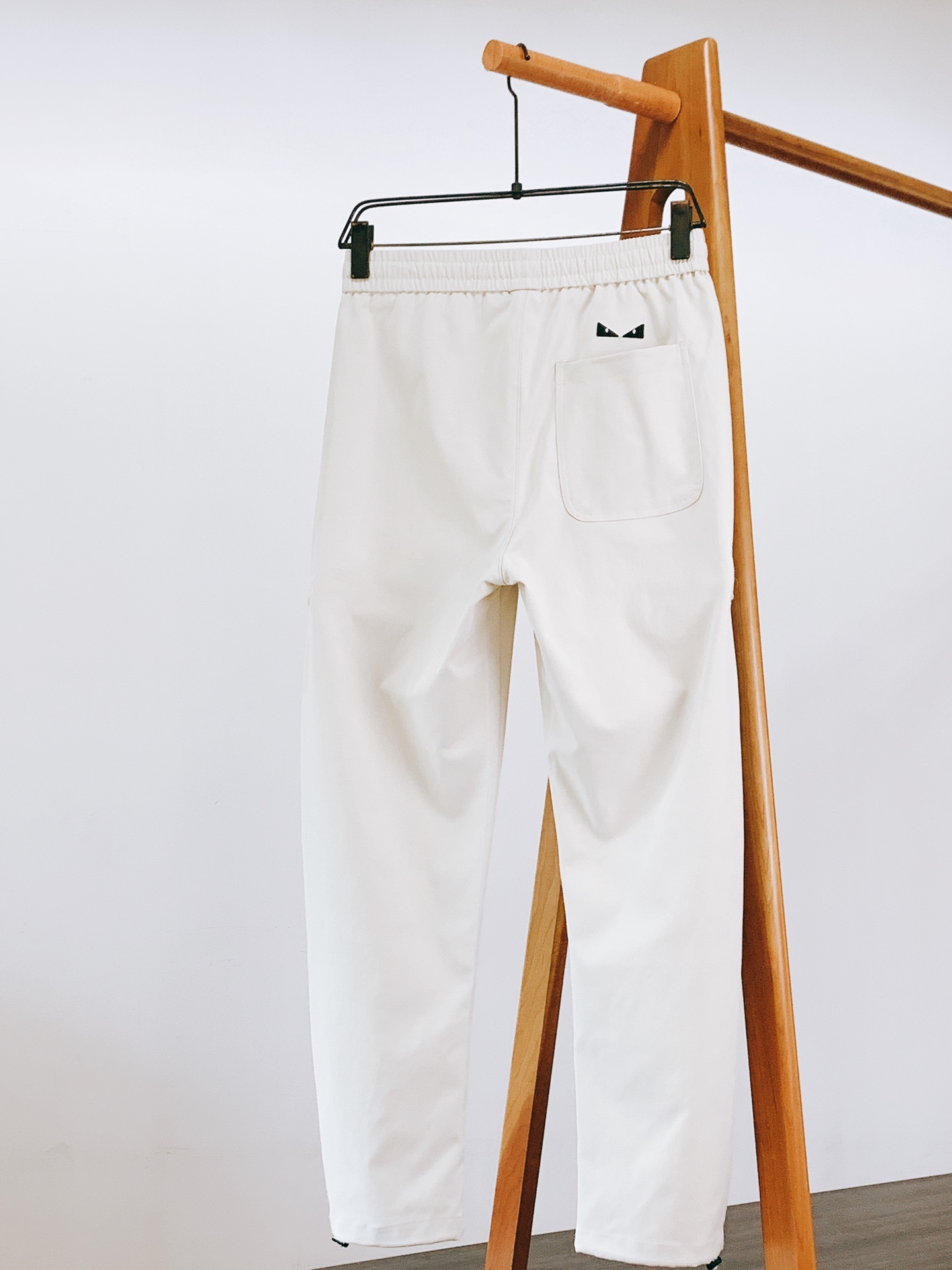 Fendi 芬迪 2025FW早秋新品小怪兽系列复古工装休闲裤，双层针织，定制的面料，客供五金辅料～四季