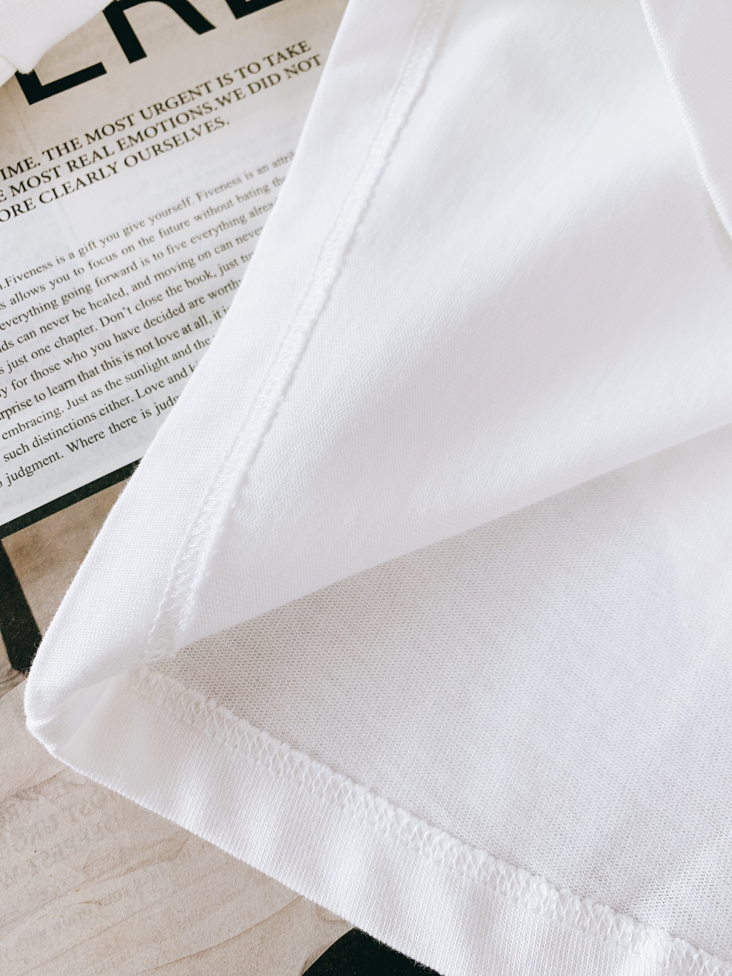 Maison Margiela MM6 马丁马吉拉 2025FW早秋新品 限定款套头打底衫，以排山倒海之