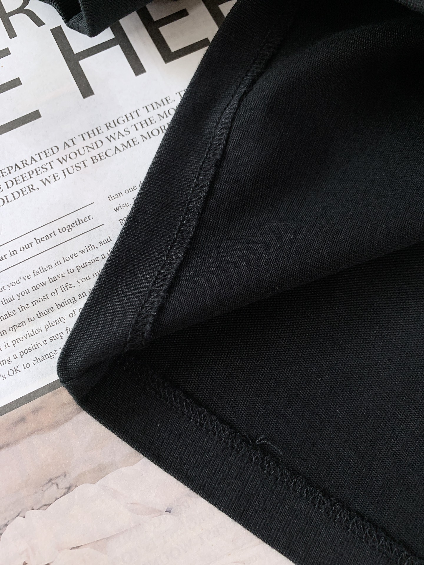 Maison Margiela MM6 马丁马吉拉 2025FW早秋新品 限定款套头打底衫，以排山倒海之