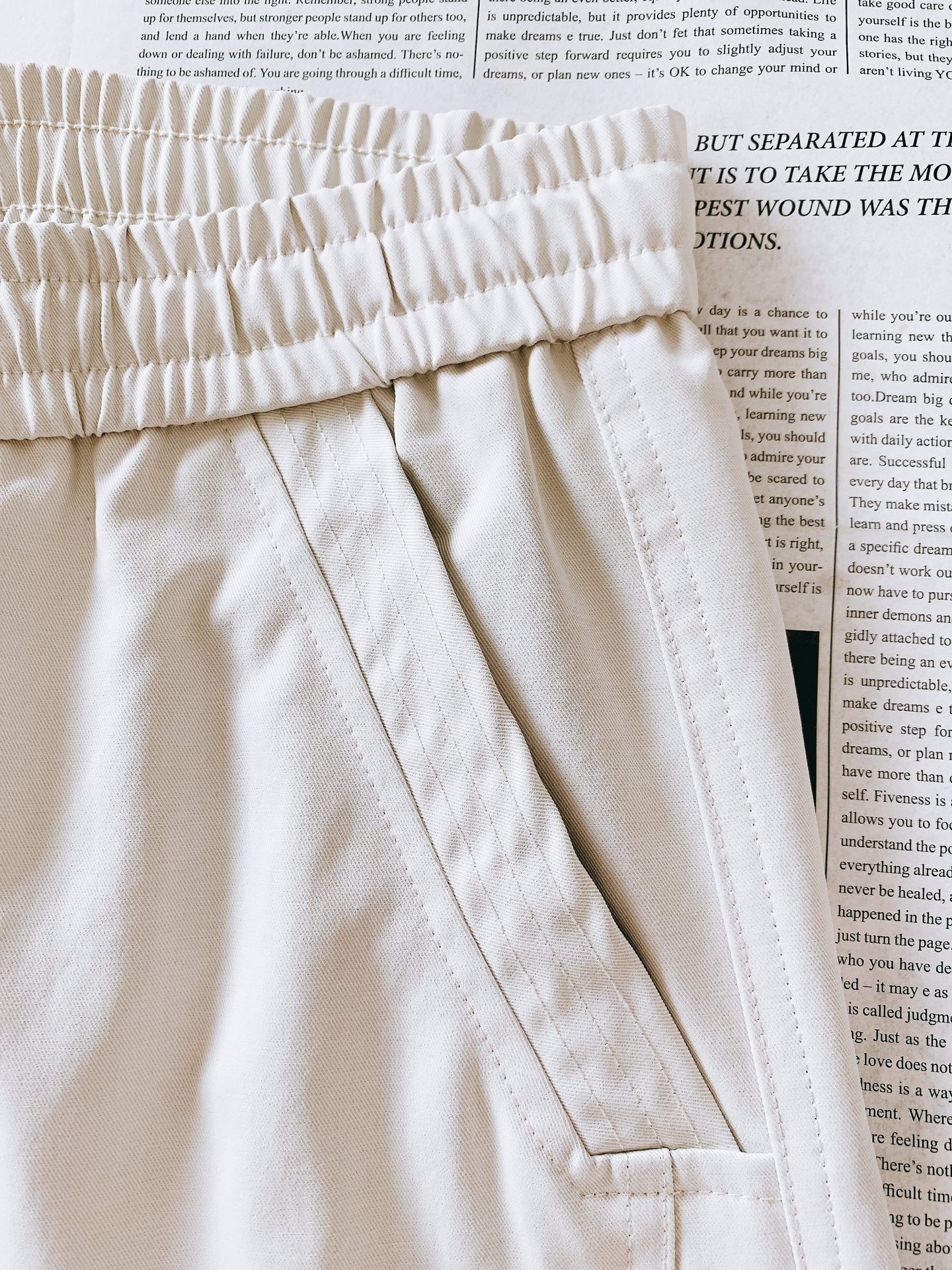 Fendi 芬迪 2025FW早秋新品小怪兽系列复古工装休闲裤，双层针织，定制的面料，客供五金辅料～四季