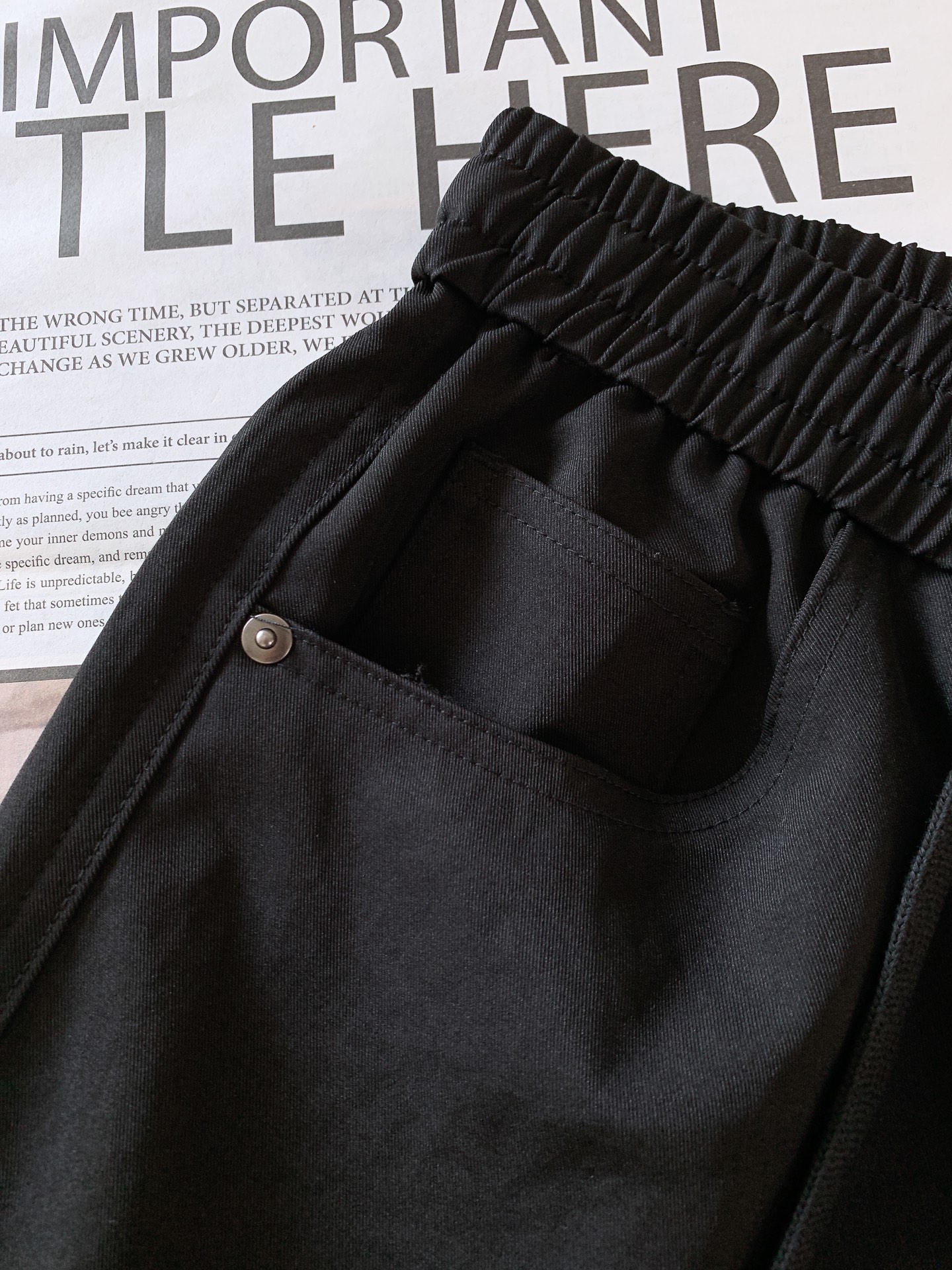 LouisVuitton 路易威登 2025FW早秋新品复古工装休闲裤，双层针织，定制的面料，客供五金辅