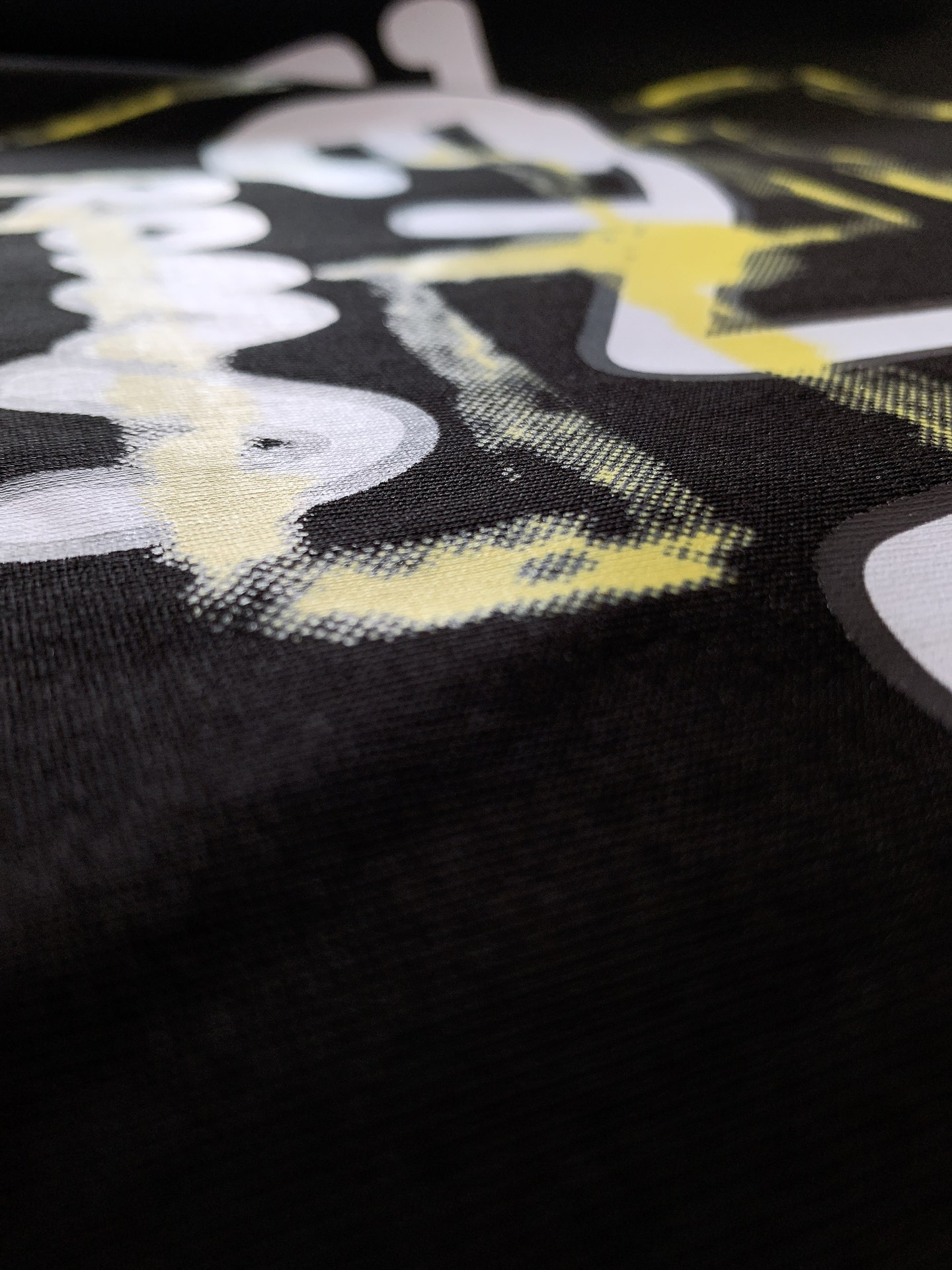 Fendi 芬迪 2025SS春夏新品 休闲印花T恤。经典圆领设计，不挑人，不管是单穿还是叠穿，都能轻松