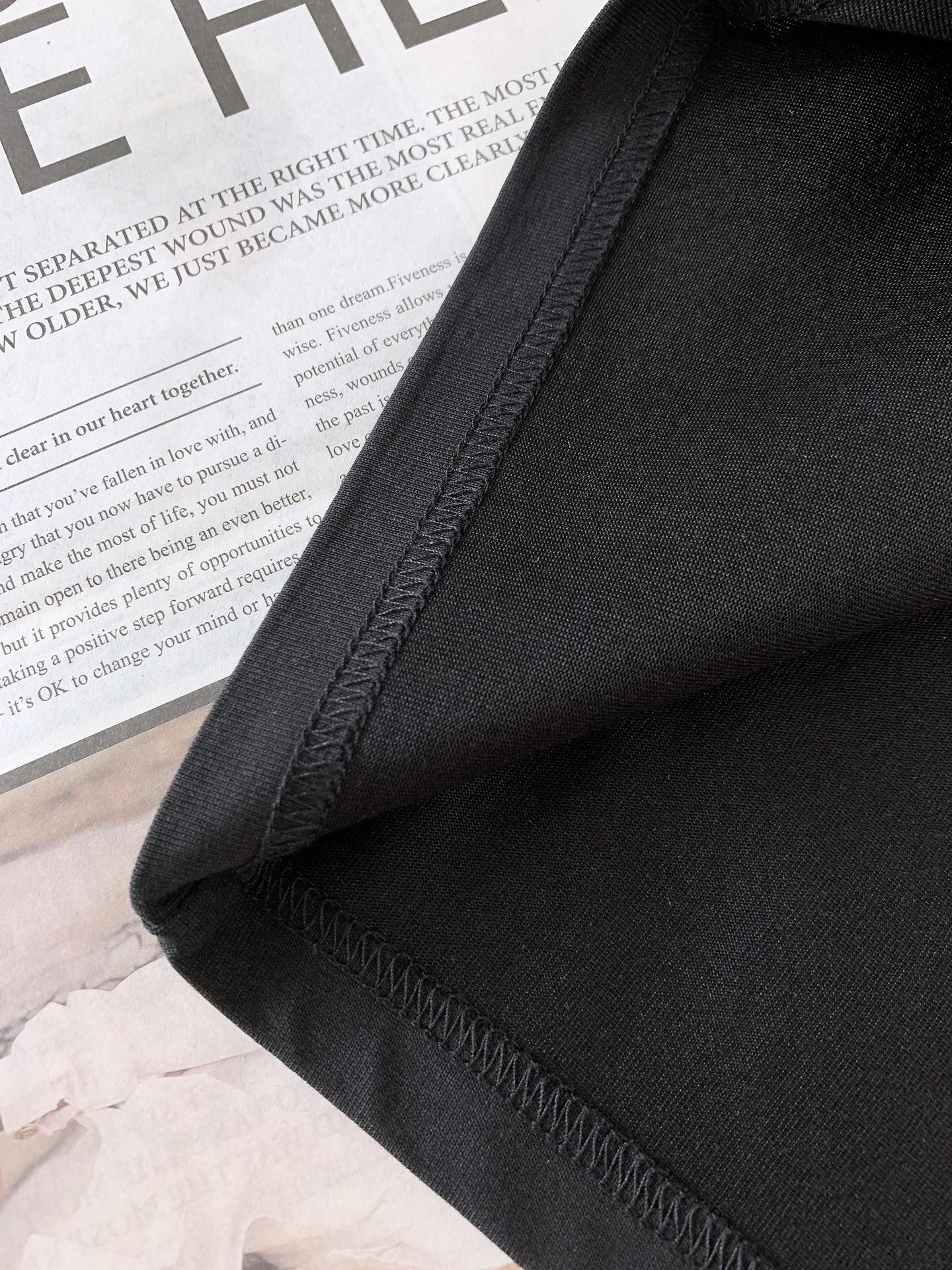 Fendi 芬迪 2025SS春夏新品 休闲印花T恤。经典圆领设计，不挑人，不管是单穿还是叠穿，都能轻松