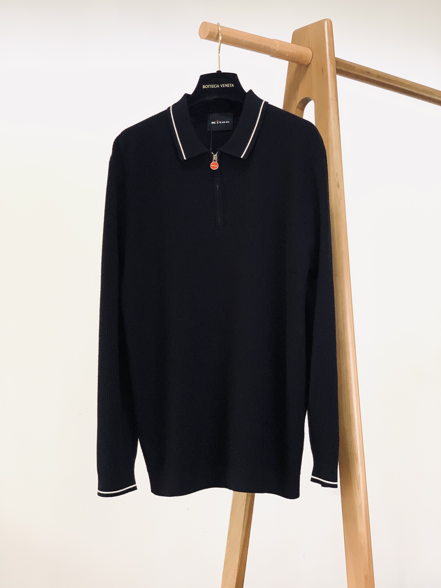 Kiton 奇顿 2025FW早秋新品 渠道的精品狠货！！！今年最好看的半拉链翻领打底衫。闭眼入！客供定