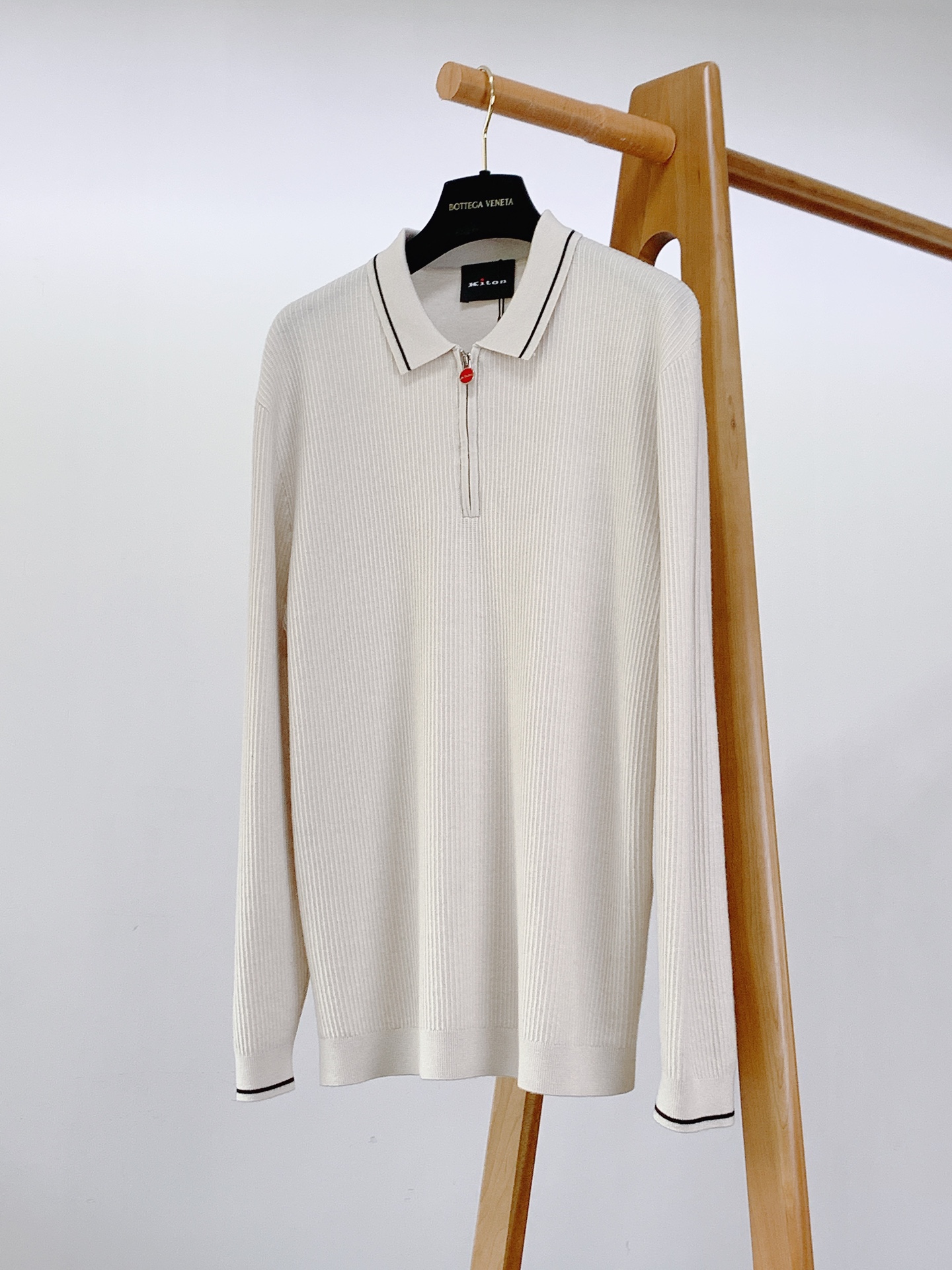 Kiton 奇顿 2025FW早秋新品 渠道的精品狠货！！！今年最好看的半拉链翻领打底衫。闭眼入！客供定