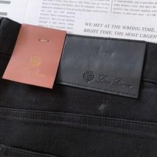 LoroPiana L.P FW早秋新品 商务休闲裤,臻选优质面料打造,贴身舒适,独特设计,缔造简约线条 LoroPiana L.P FW早秋新品 商务休闲裤,臻选优质面料打造,贴身舒适,独特设计,缔造简约线条