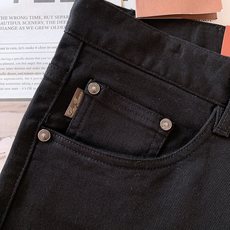 LoroPiana L.P FW早秋新品 商务休闲裤,臻选优质面料打造,贴身舒适,独特设计,缔造简约线条 LoroPiana L.P FW早秋新品 商务休闲裤,臻选优质面料打造,贴身舒适,独特设计,缔造简约线条