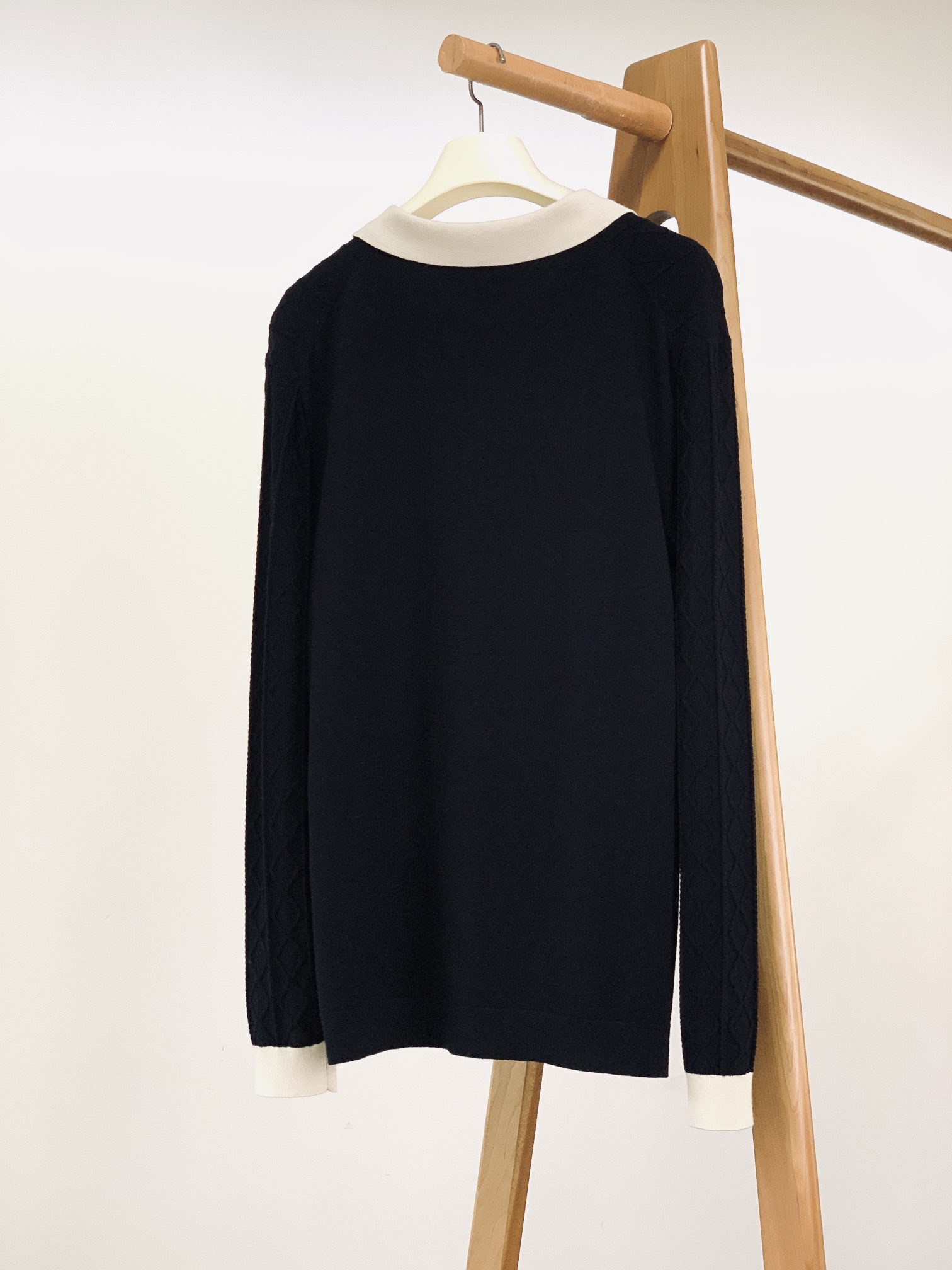 Kiton 奇顿 2025FW早秋新品 渠道的精品狠货！！！今年最好看的针织衫打底衫。闭眼入！客供定制面