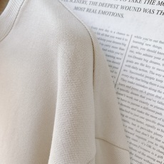 Burberry 巴宝莉 2025FW早秋新品 休闲套头卫衣,经典焕新,诠释英伦风尚。客供定制面料,兼具 Burberry 巴宝莉 2025FW早秋新品 休闲套头卫衣,经典焕新,诠释英伦风尚。客供定制面料,兼具