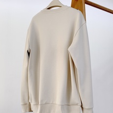 Burberry 巴宝莉 2025FW早秋新品 休闲套头卫衣,经典焕新,诠释英伦风尚。客供定制面料,兼具 Burberry 巴宝莉 2025FW早秋新品 休闲套头卫衣,经典焕新,诠释英伦风尚。客供定制面料,兼具