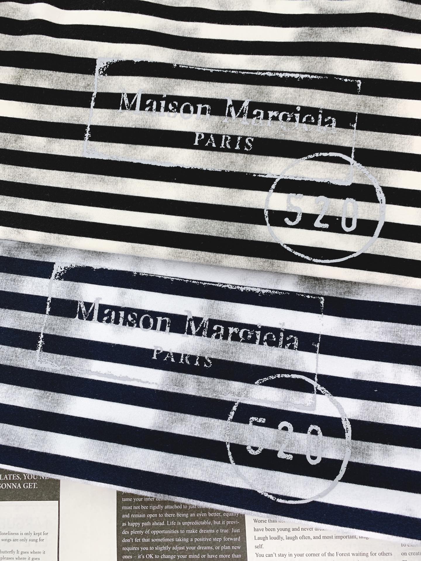 Maison Margiela MM6 马丁马吉拉 2025FW早秋新品 做旧条纹打底衫。它把巴黎的解构