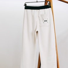 Maison Margiela MM6 马丁马吉拉 这款时尚休闲裤简直太牛了!!!既能日常休闲穿,又能通 Maison Margiela MM6 马丁马吉拉 这款时尚休闲裤简直太牛了!!!既能日常休闲穿,又能通