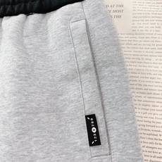 Maison Margiela MM6 马丁马吉拉 这款时尚休闲裤简直太牛了!!!既能日常休闲穿,又能通 Maison Margiela MM6 马丁马吉拉 这款时尚休闲裤简直太牛了!!!既能日常休闲穿,又能通