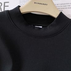 Burberry 巴宝莉 2025FW早秋新品 圆领长袖打底衫,立体感logo廓形半袖打底T恤,高支埃及 Burberry 巴宝莉 2025FW早秋新品 圆领长袖打底衫,立体感logo廓形半袖打底T恤,高支埃及