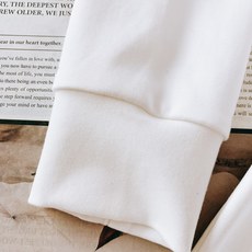 Burberry 巴宝莉 2025FW早秋新品 圆领长袖打底衫,立体感logo廓形半袖打底T恤,高支埃及 Burberry 巴宝莉 2025FW早秋新品 圆领长袖打底衫,立体感logo廓形半袖打底T恤,高支埃及