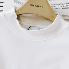 Burberry 巴宝莉 2025FW早秋新品 圆领长袖打底衫,立体感logo廓形半袖打底T恤,高支埃及 Burberry 巴宝莉 2025FW早秋新品 圆领长袖打底衫,立体感logo廓形半袖打底T恤,高支埃及