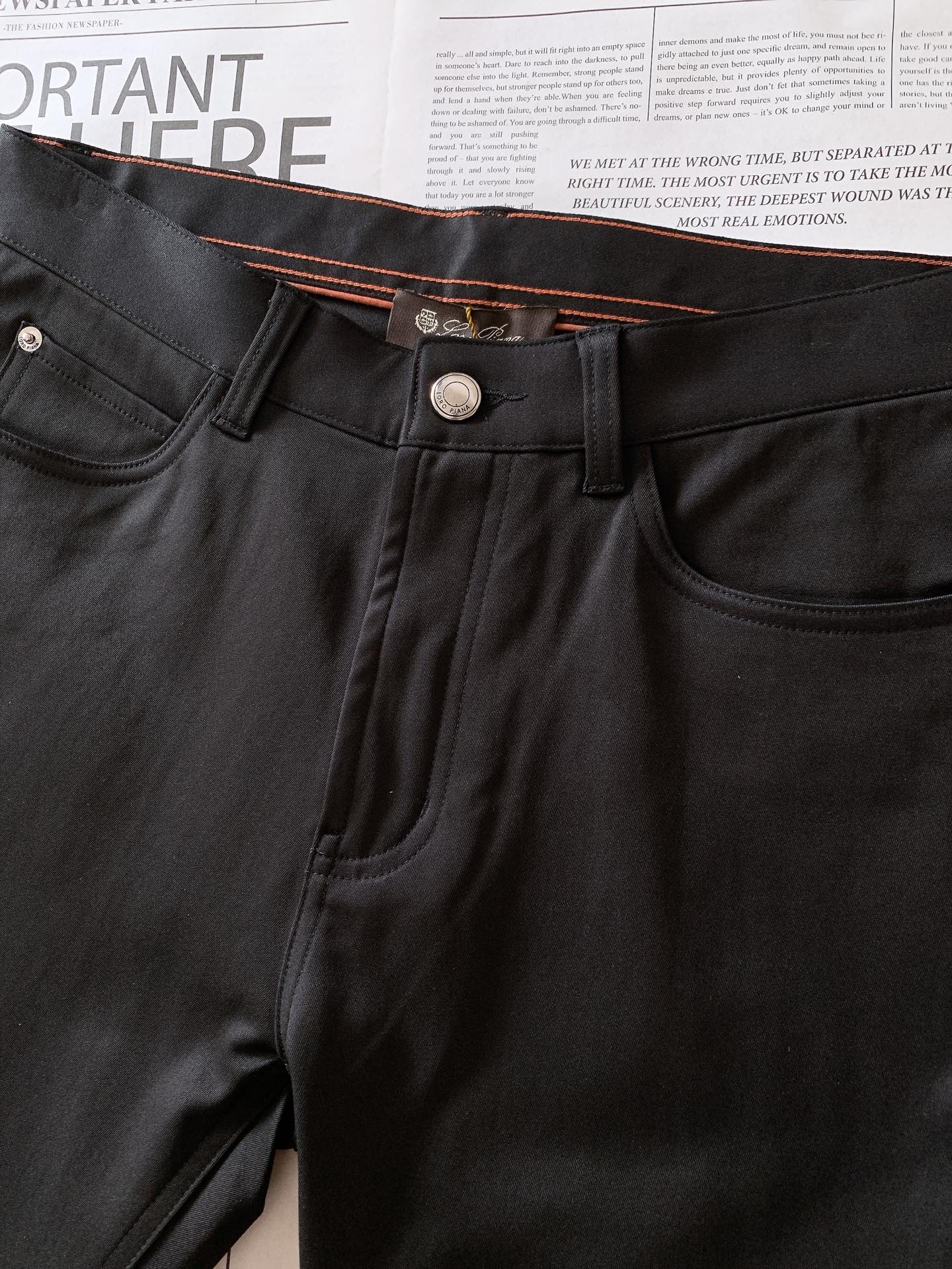 LoroPiana L.P FW早秋新品 商务休闲裤，臻选优质面料打造，贴身舒适，独特设计，缔造简约线条