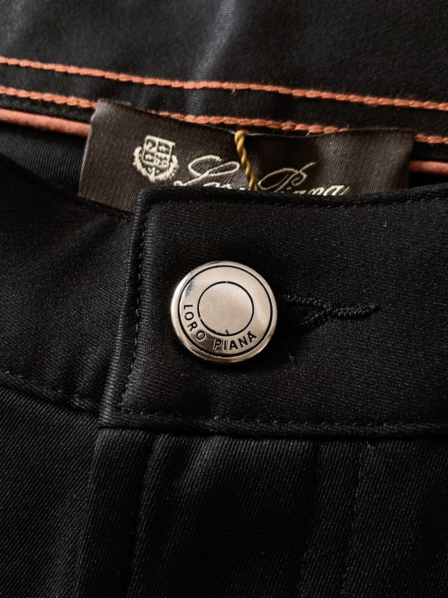 LoroPiana L.P FW早秋新品 商务休闲裤，臻选优质面料打造，贴身舒适，独特设计，缔造简约线条