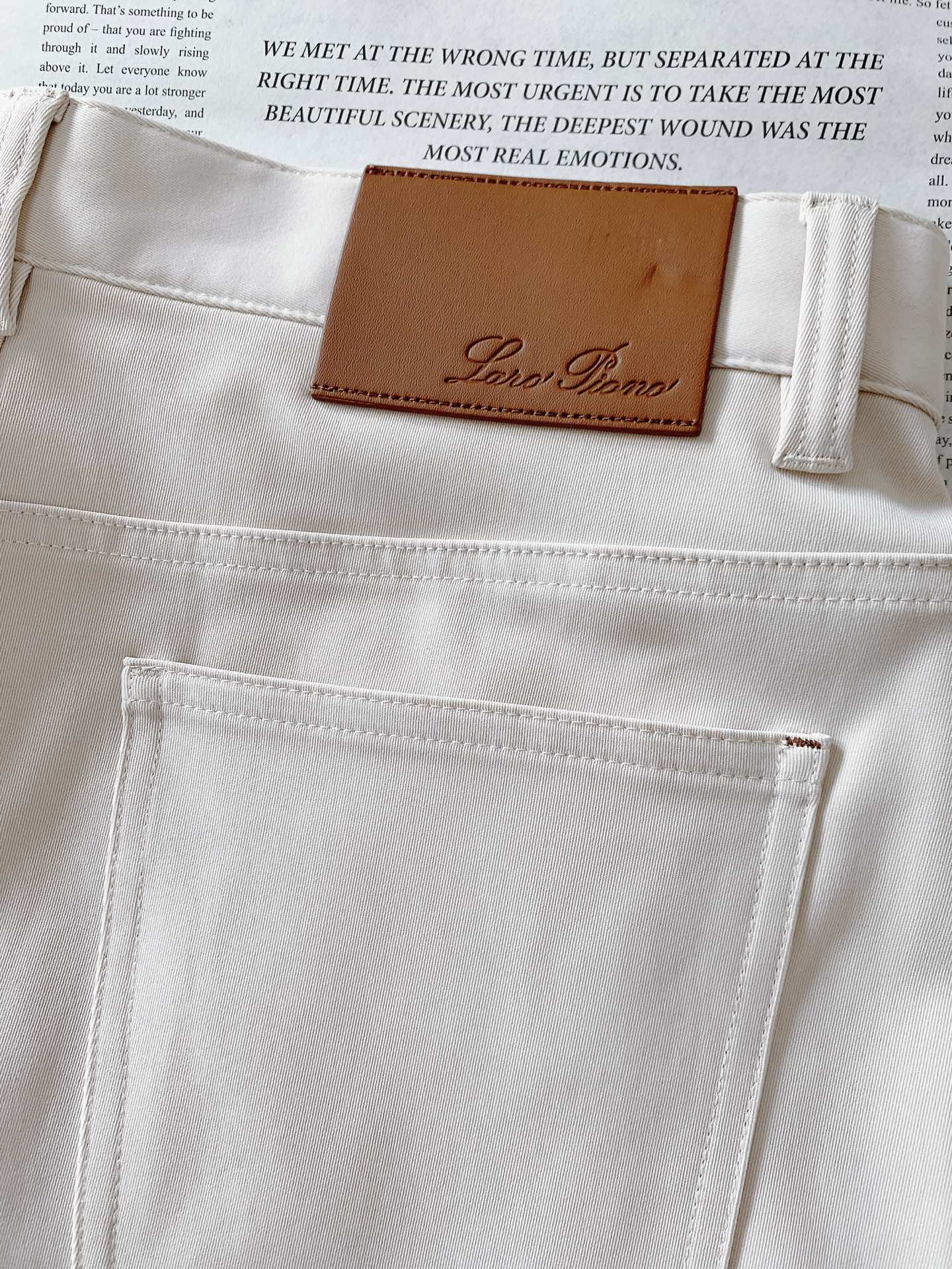 LoroPiana L.P FW早秋新品 商务休闲裤，臻选优质面料打造，贴身舒适，独特设计，缔造简约线条