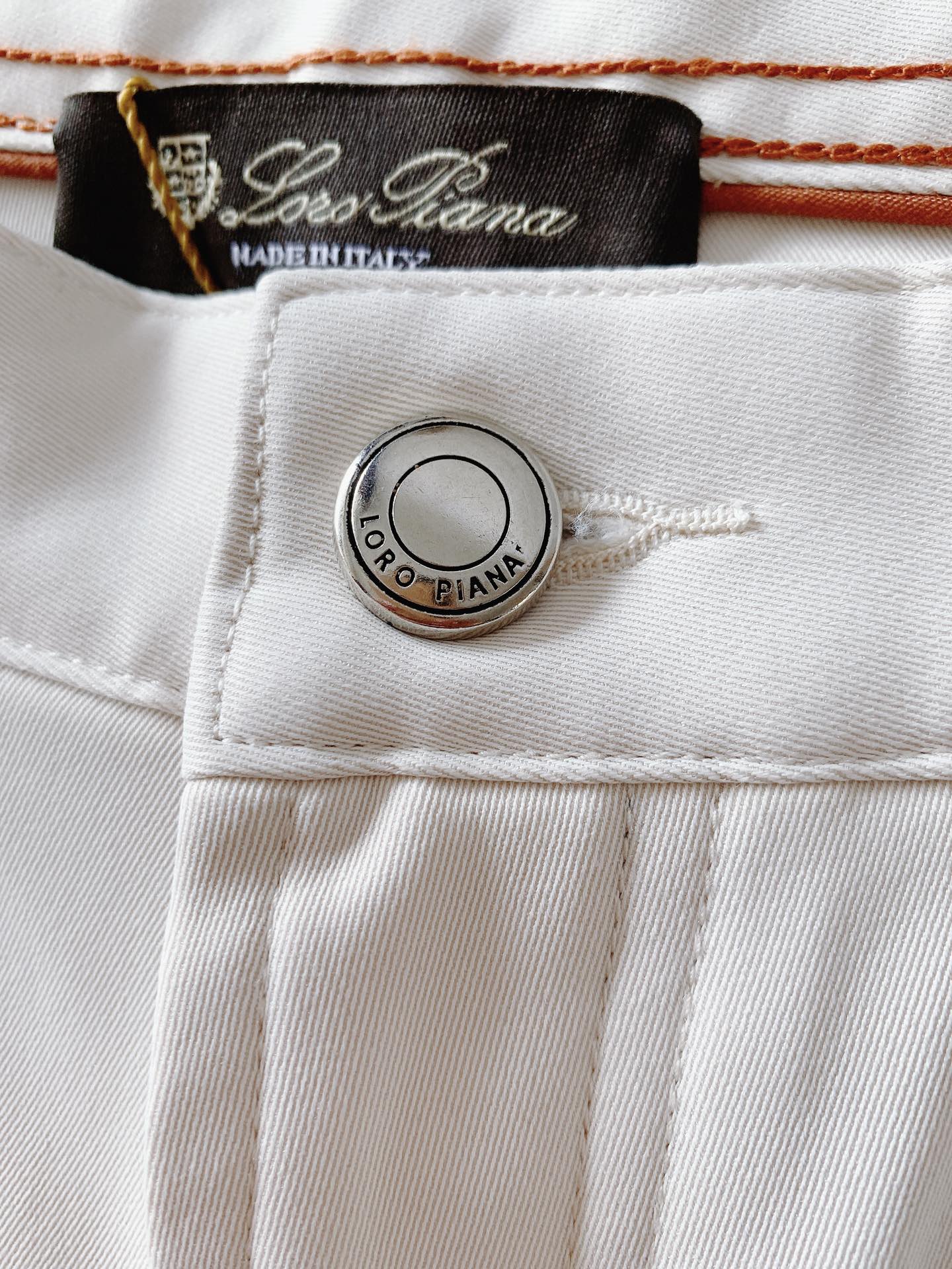 LoroPiana L.P FW早秋新品 商务休闲裤，臻选优质面料打造，贴身舒适，独特设计，缔造简约线条