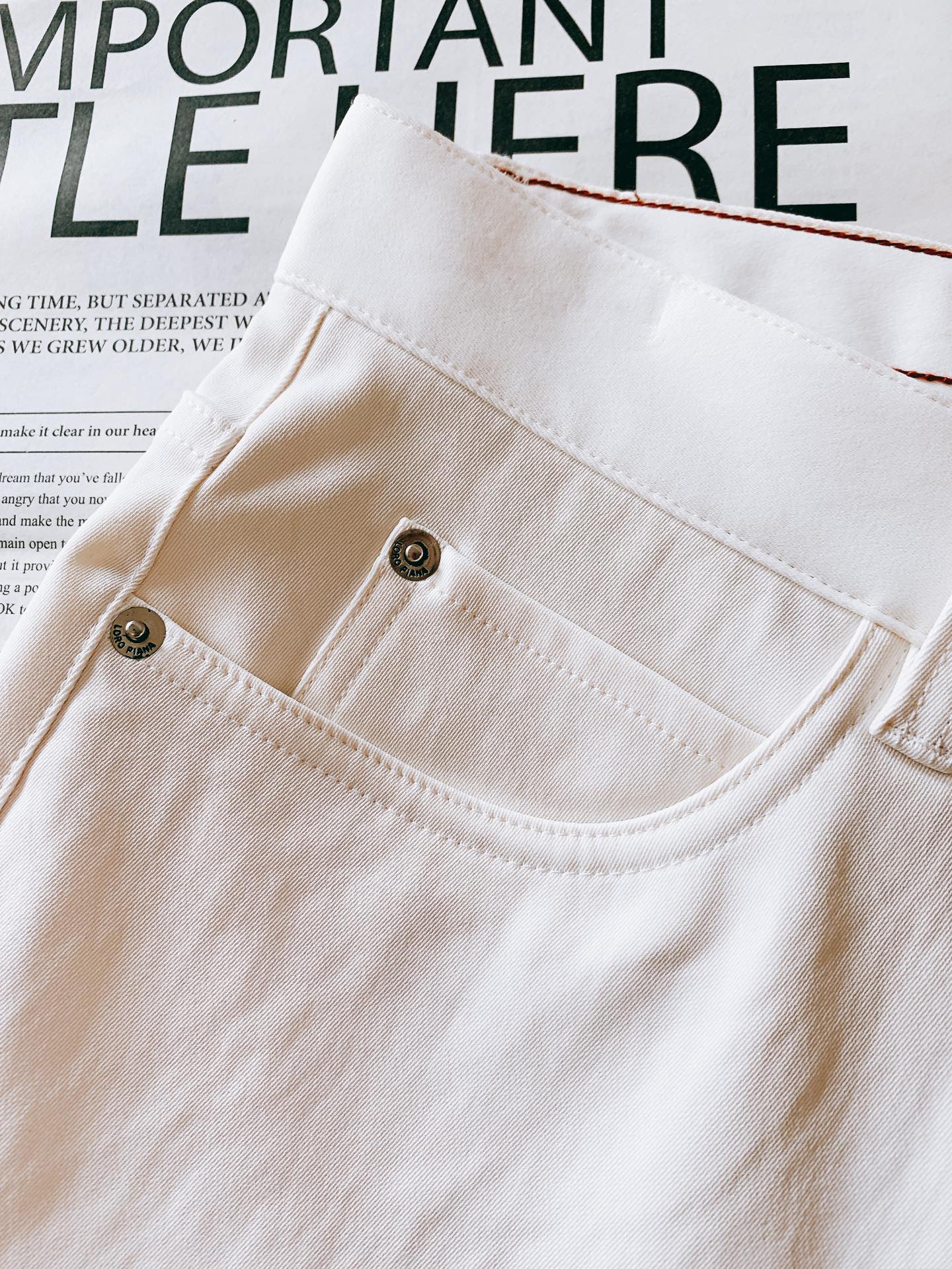 LoroPiana L.P FW早秋新品 商务休闲裤，臻选优质面料打造，贴身舒适，独特设计，缔造简约线条