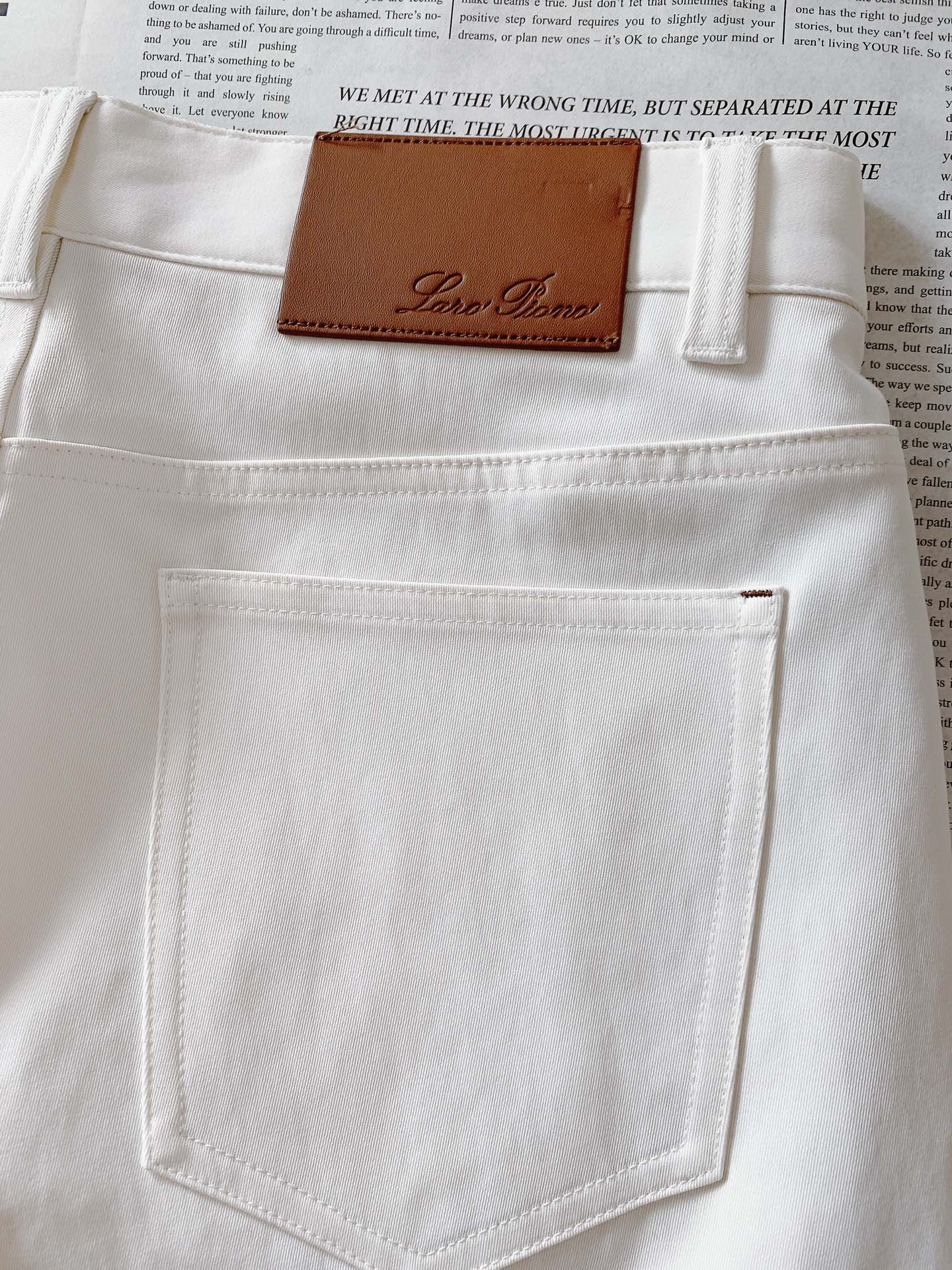 LoroPiana L.P FW早秋新品 商务休闲裤，臻选优质面料打造，贴身舒适，独特设计，缔造简约线条