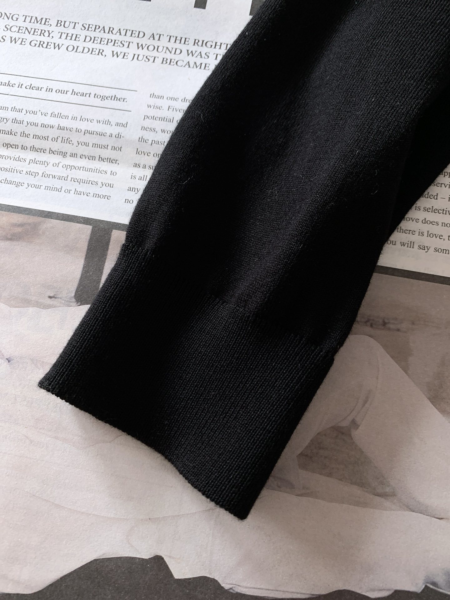 LoroPiana L.P FW早秋新品 长袖针织衫打底衫。精致工艺、高级质感、经典单品,这些都是意式穿