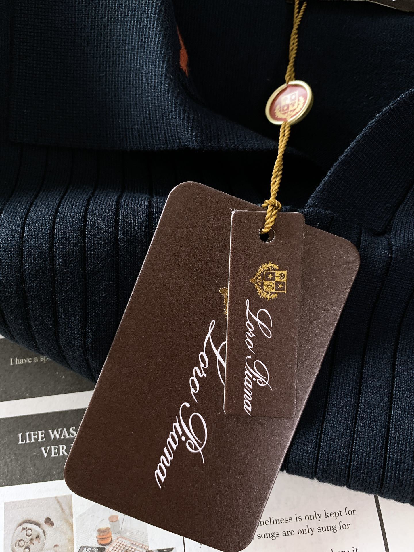 LoroPiana L.P FW早秋新品 长袖针织衫打底衫。精致工艺、高级质感、经典单品,这些都是意式穿