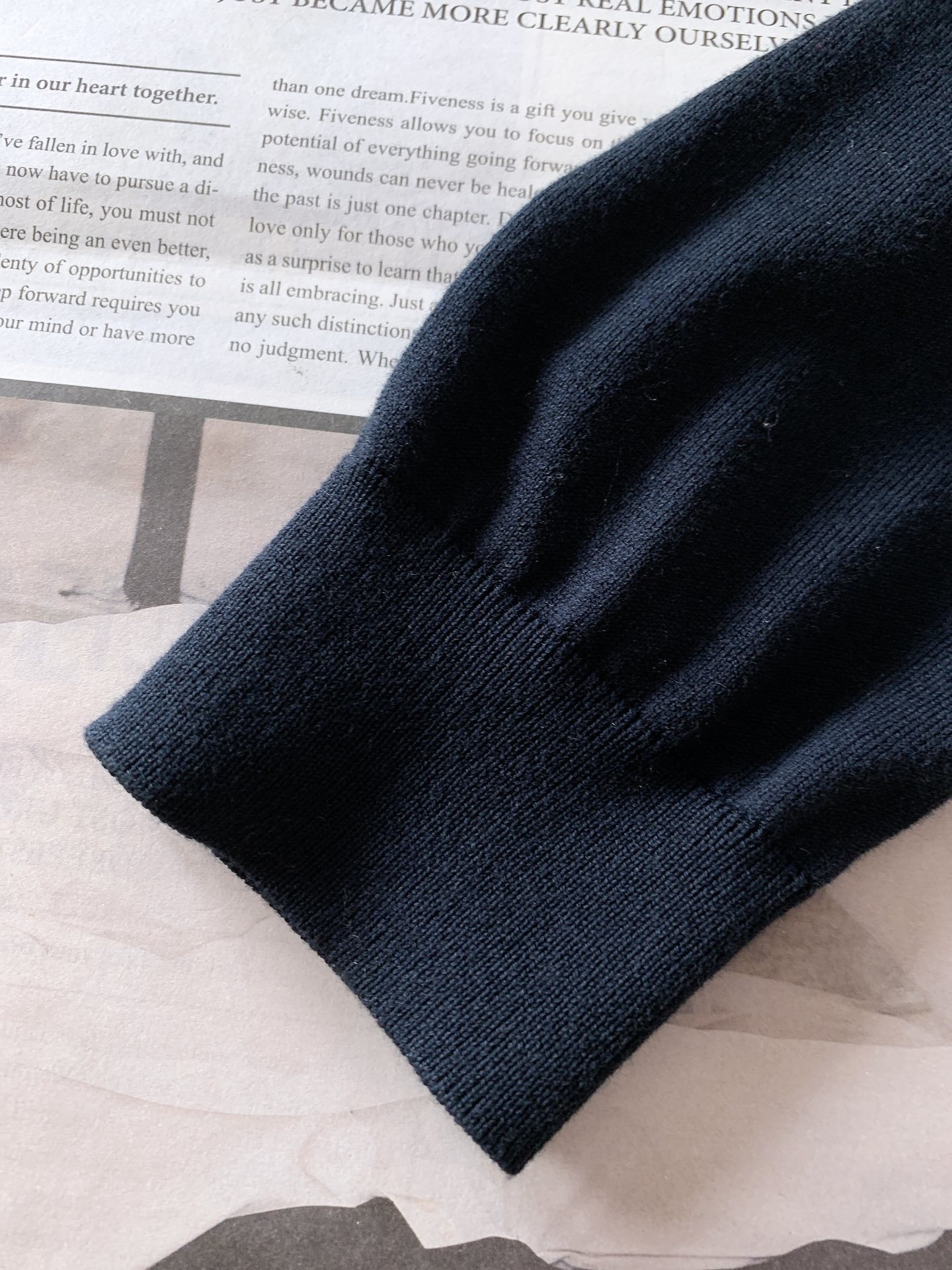 LoroPiana L.P FW早秋新品 长袖针织衫打底衫。精致工艺、高级质感、经典单品,这些都是意式穿