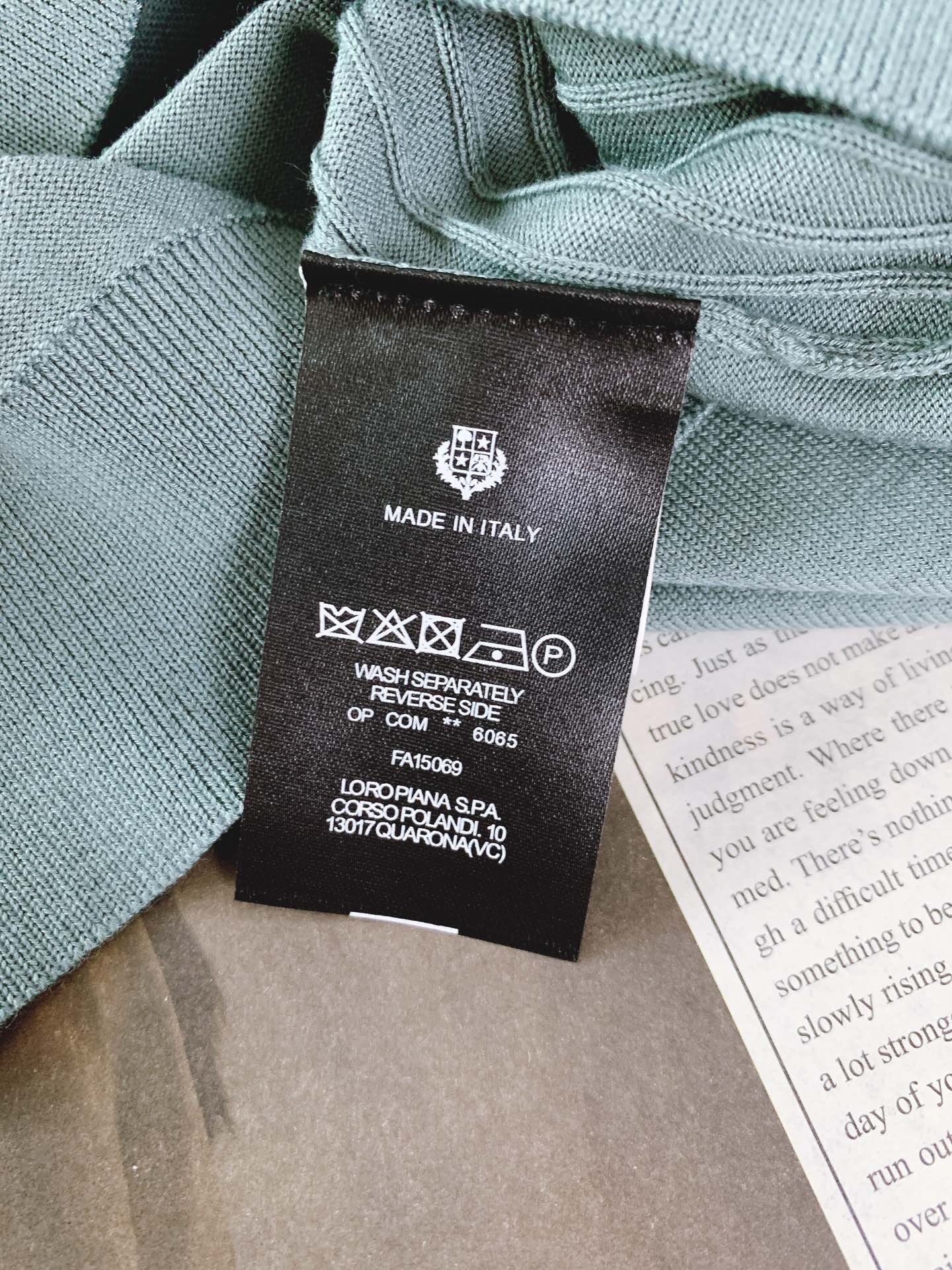 LoroPiana L.P FW早秋新品 长袖针织衫打底衫。精致工艺、高级质感、经典单品，这些都是意式穿