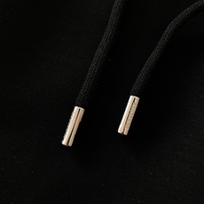 Burberry 巴宝莉 2025FW早秋新品 刺绣抽绳休闲裤时尚系列,独特设计,抽绳休闲长裤 订纱开始 Burberry 巴宝莉 2025FW早秋新品 刺绣抽绳休闲裤时尚系列,独特设计,抽绳休闲长裤 订纱开始