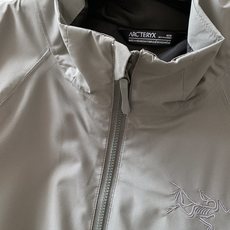 ARCTERYX 始祖鸟 SOLANO JACKETM 男子软壳夹克这款多功能的 Solano 采用 G ARCTERYX 始祖鸟 SOLANO JACKETM 男子软壳夹克这款多功能的 Solano 采用 G