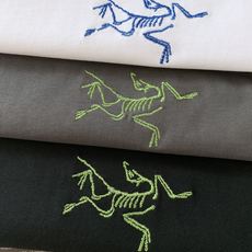 ARCTERYX 始祖鸟 经典骨架子logo 素描刺绣圆领长袖T恤 打底衫微宽松版型 采用300G高克重 ARCTERYX 始祖鸟 经典骨架子logo 素描刺绣圆领长袖T恤 打底衫微宽松版型 采用300G高克重