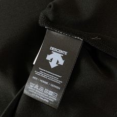 DESCENTE迪桑特 立体压胶运动系列立领半拉链长袖 磨毛薄绒采用320g超柔曼巴棉;内里磨毛薄绒,更 DESCENTE迪桑特 立体压胶运动系列立领半拉链长袖 磨毛薄绒采用320g超柔曼巴棉;内里磨毛薄绒,更