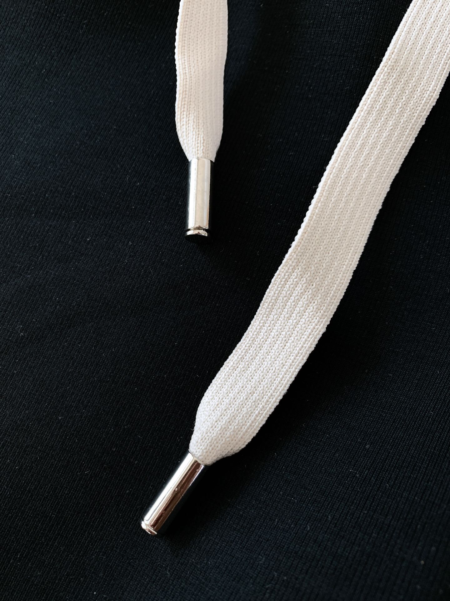 Givenchy 纪梵希 2025FW早秋新品 撞色织带刺绣抽绳休闲裤时尚系列，独特设计，抽绳休闲长裤 