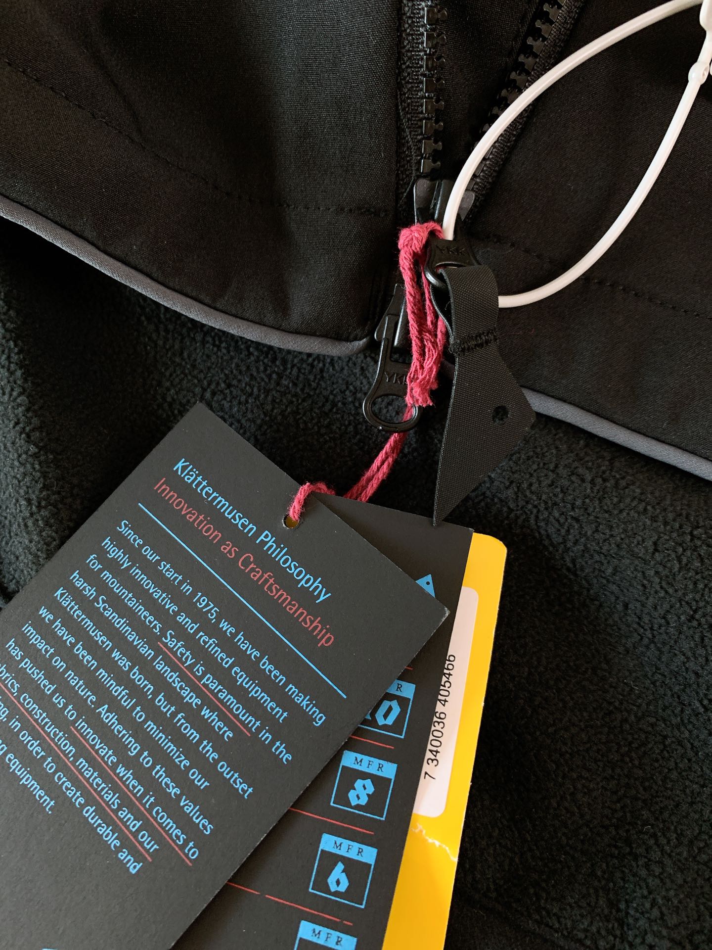 ￼ Klattermusen攀山鼠秋冬菲尔纳男女户外滑雪防风雪软壳外套47% 巴斯夫生物基再生聚酰胺纤维