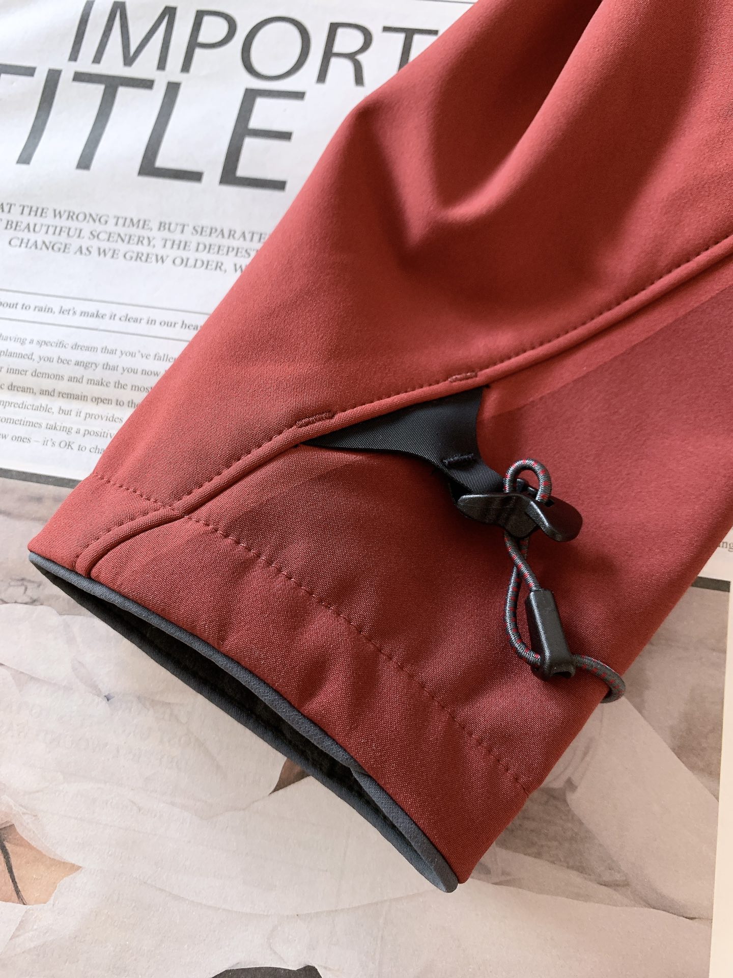 Klattermusen攀山鼠秋冬菲尔纳男女户外滑雪防风雪软壳外套47% 巴斯夫生物基再生聚酰胺纤维+4