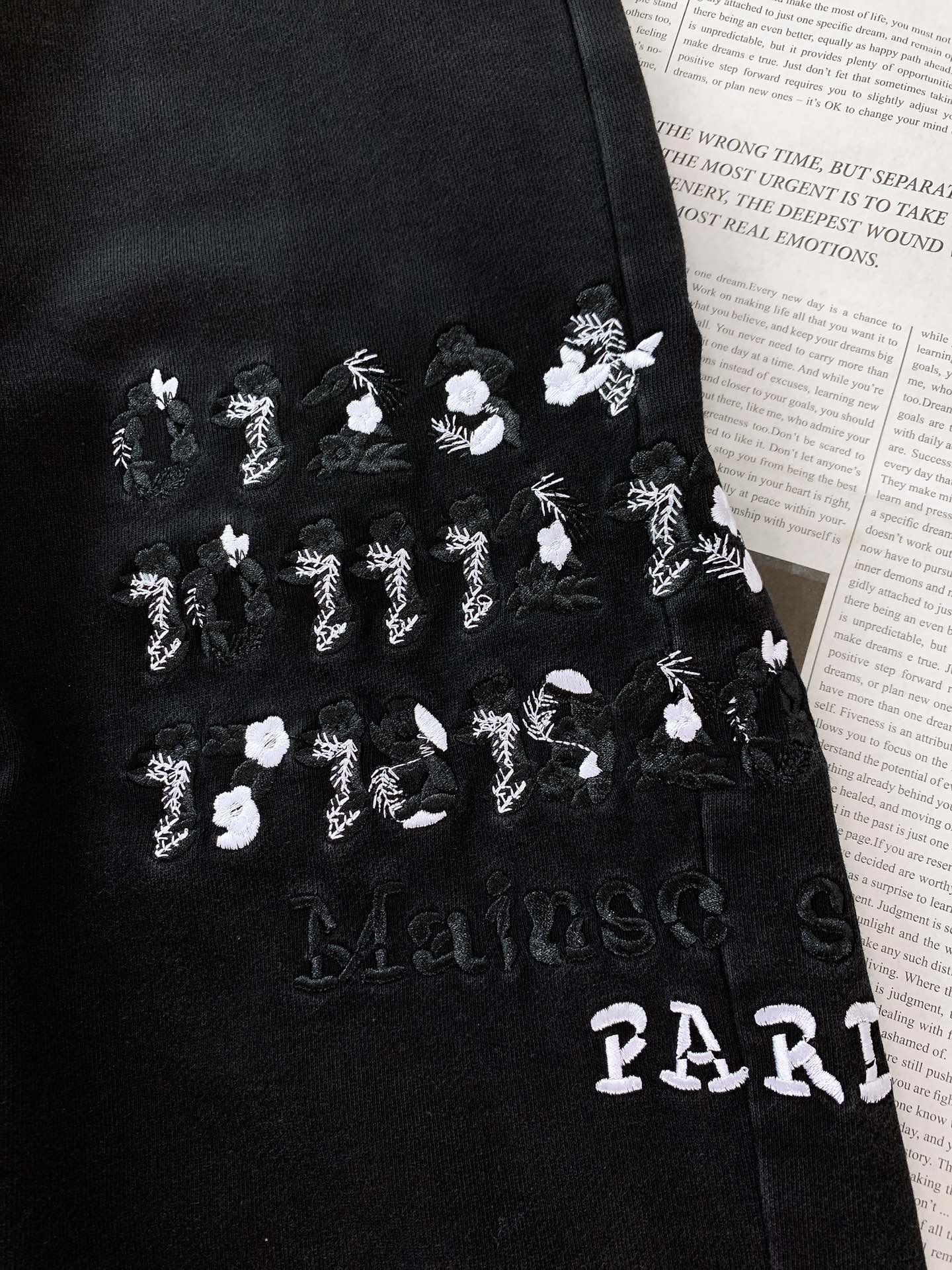 Maison Margiela MM6 马丁马吉拉 2025SS春夏新品 复古抽绳休闲裤，双层针织，定制