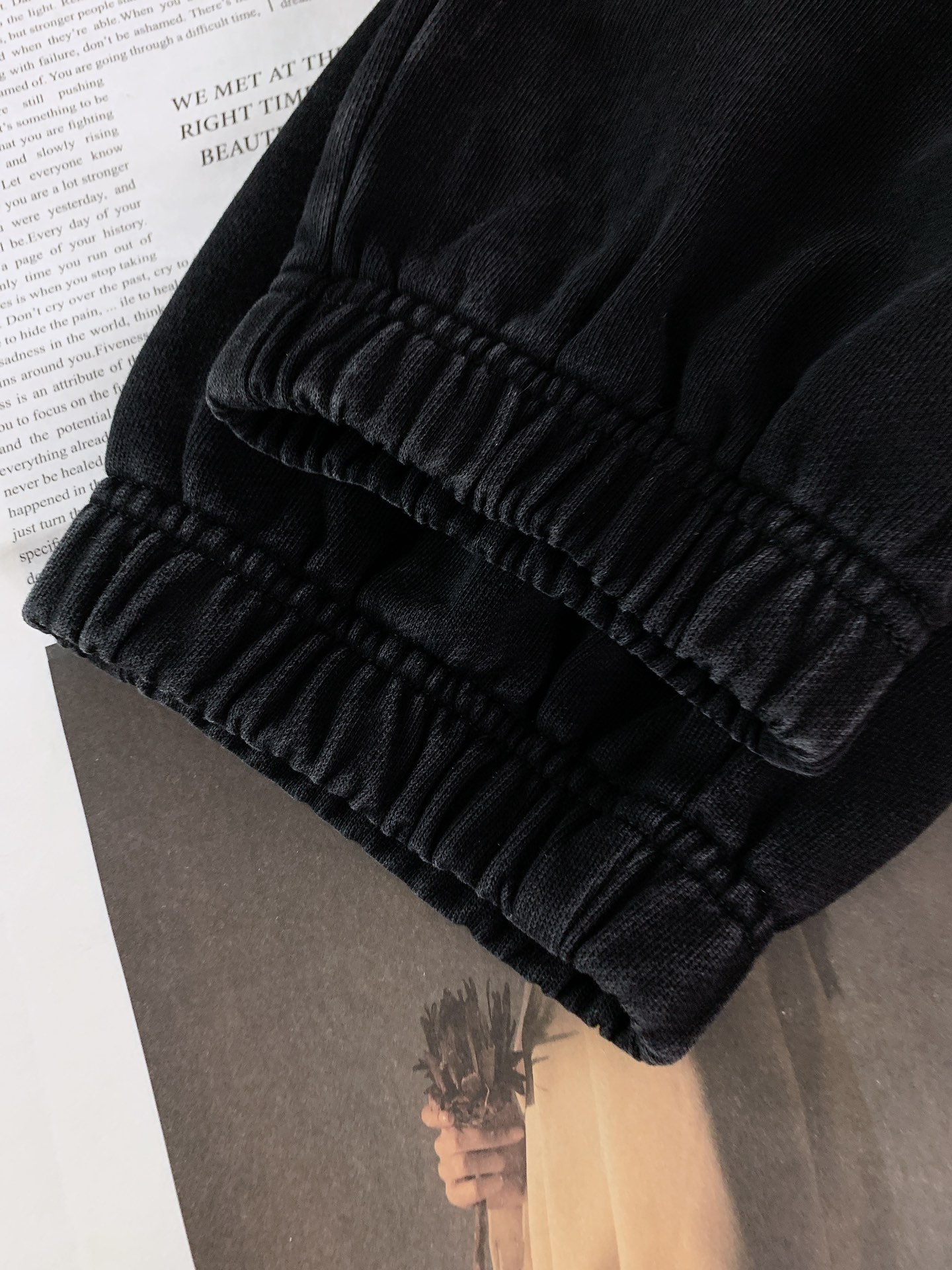 Maison Margiela MM6 马丁马吉拉 2025SS春夏新品 复古抽绳休闲裤，双层针织，定制