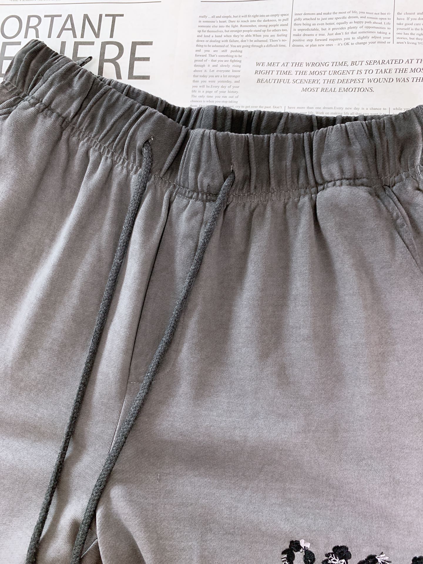 Maison Margiela MM6 马丁马吉拉 2025SS春夏新品 复古抽绳休闲裤，双层针织，定制