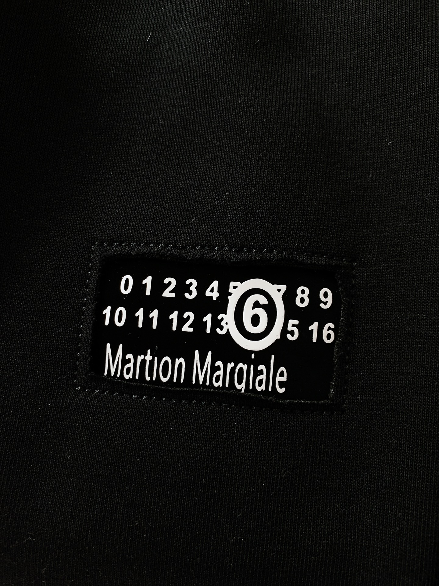 Maison Margiela MM6 马丁马吉拉 时尚休闲卫裤简直太牛了！！！既能日常休闲穿，又能通勤